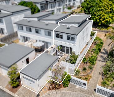 Lovely Modern Townhouse Offering Lifestyle and Convenience - Griffin - Photo 6