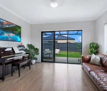 Bright and Charming 3-Bedroom Home Perfect for Comfortable Living - Photo 6