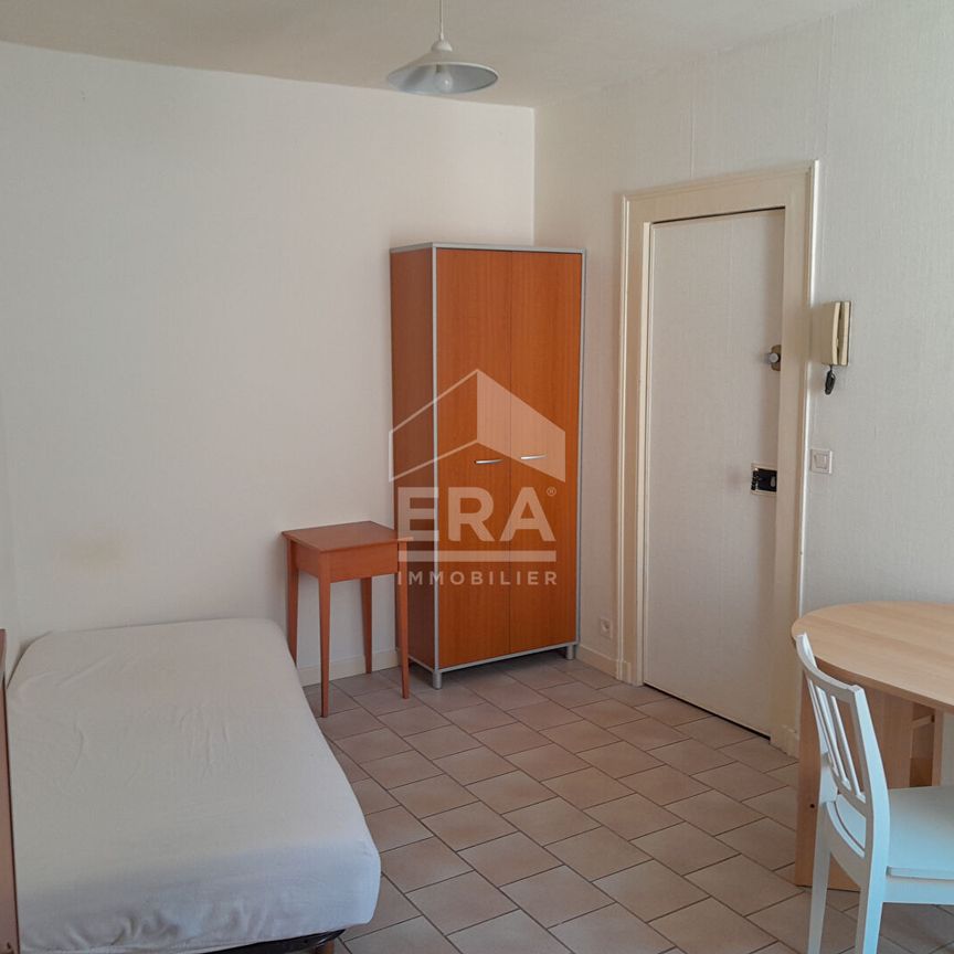 Location Appartement 1 pièce 18m² - Photo 1