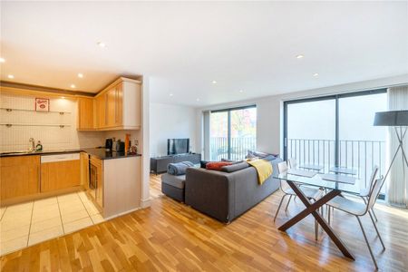 Long Lane, London, SE1 4QA - Photo 3