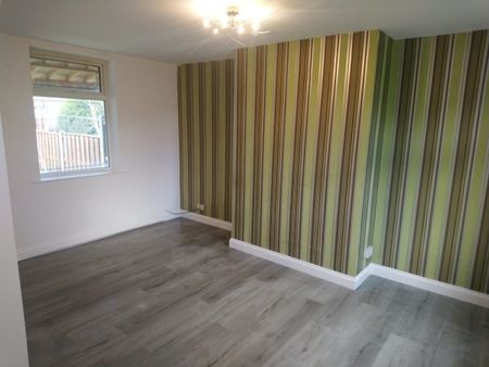 3 Bed Semi-Detached House, Haslehurst Road, S2 - Photo 4