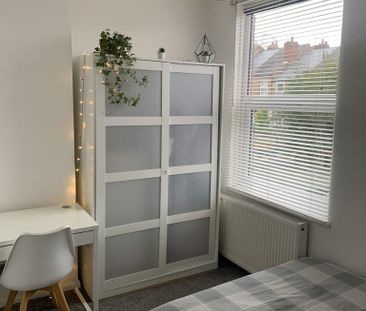 2 bedroom house to rent - Photo 2