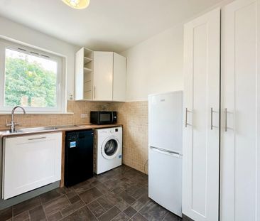 4 bedroom flat to rent - Photo 5