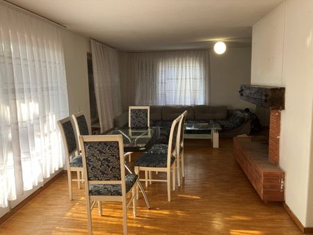 Teilmöblierte Zimmer befristet (Dauer auf Anfrage) – ruhig & idyllisch, 5 Min. zur Bushaltestelle - Photo 3