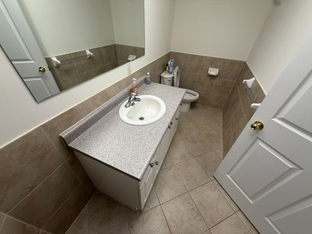 For Lease - 900 15TH Side Road Unit# LOWER, King, Ontario - Photo 2