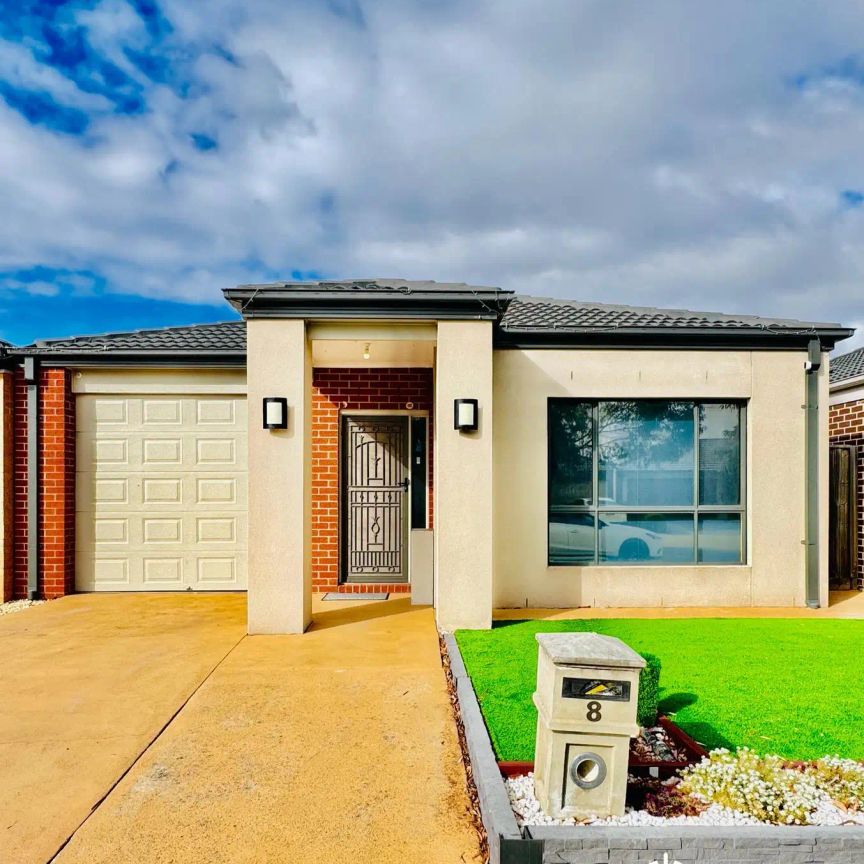 8 French Street, Truganina VIC 3029 - Photo 1