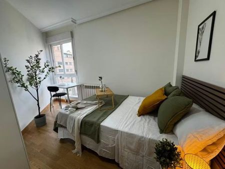 Calle de Américo Castro, Madrid, Community of Madrid 28050 - Photo 5