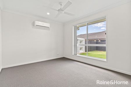 Modern & Spacious Duplex in a Great Location - Photo 2