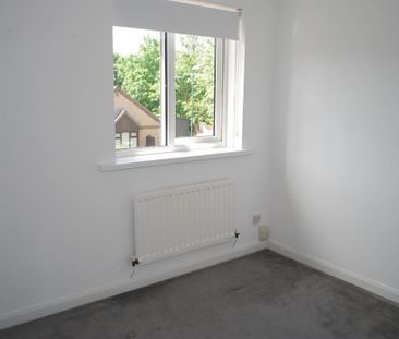 2 bed terraced house to rent in NE31 - Photo 5