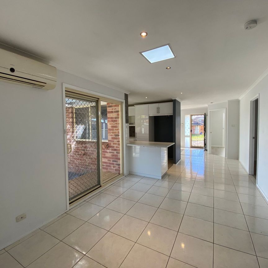 Save on Electricity with the Solar Panels - Photo 1