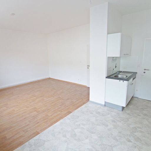 Renovierte 3 Zimmer Mietwohnung mit Balkon in saniertem Wohnhaus im Stadtzentrum! - Photo 1
