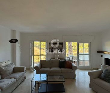 Dúplex en alquiler en Nueva Andalucía – Málaga | Gilmar Consulting - Photo 3