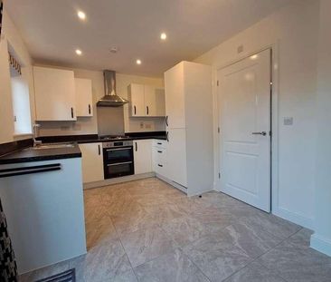 Columbus Drive, Shavington, Crewe - Photo 2