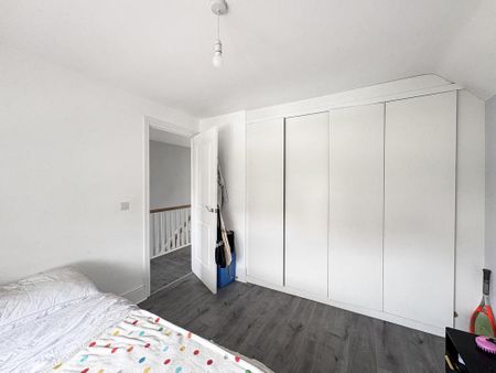 4 bedroom detached house to rent - Photo 3