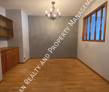 3 bedroom, 1 Bathroom Duplex - Photo 5
