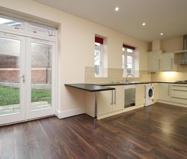 6 bedroom detached house to rent - Photo 6