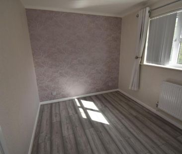 2 bedroom semi-detached house to rent - Photo 4