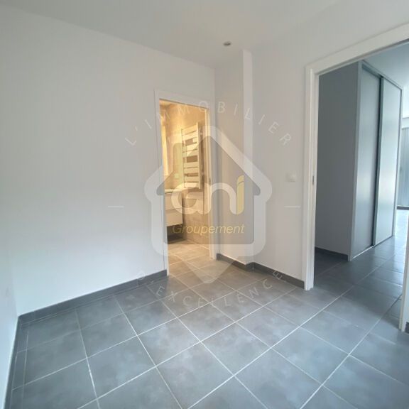 A louer appartement T2 rénové CARRY LE ROUET, - Photo 1