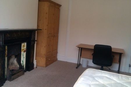 Excellent located wonderful house - Photo 2