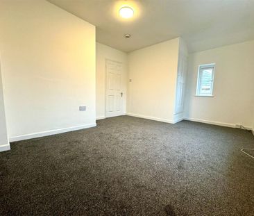 1 Bedroom Maisonette - Garden To Let - Photo 1