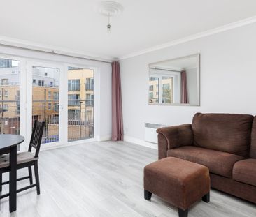 A well-presented one-bedroom apartment ideally located in the heart... - Photo 1