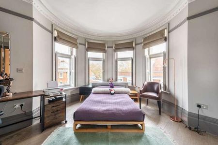 Old Court Place, High Street Kensington, W8 - Photo 2