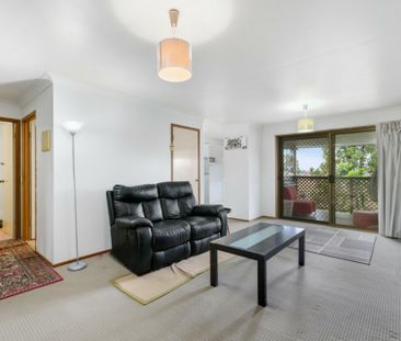 2 BED WITH DOUBLE GARAGE!! - Photo 5