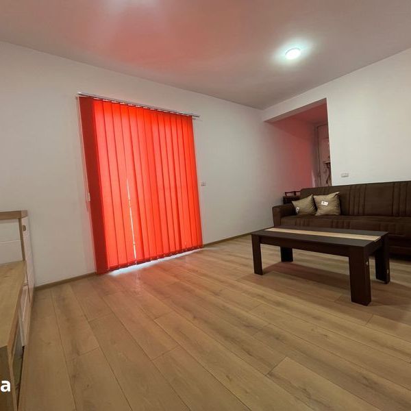 Proprietar De inchiriat apartament - Photo 1