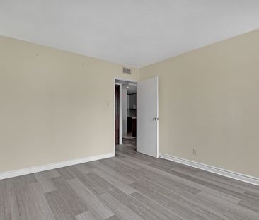 For Lease - 914 Yonge Street Unit# 1704, Toronto, Ontario - Photo 3