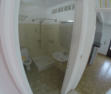 Location Appartement 2 pièces 47m² CAYENNE 97300 - Photo 4