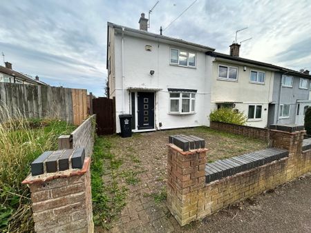 Bowhill Grove, Leicester - Photo 3