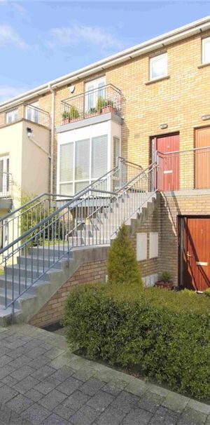 Bantry Square, Blanchardstown, Dublin 15 - Photo 1