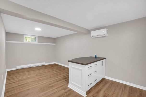 For Lease - 4 Frost Trail Unit# Bsmt, Barrie, Ontario - Photo 1