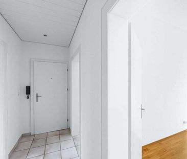 Generous living space for young couple - Photo 6