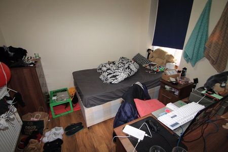 3 bedroom apartment to rent - Photo 5