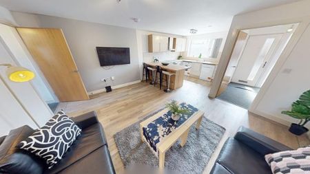 4 bedroom townhouse to rent - Photo 2