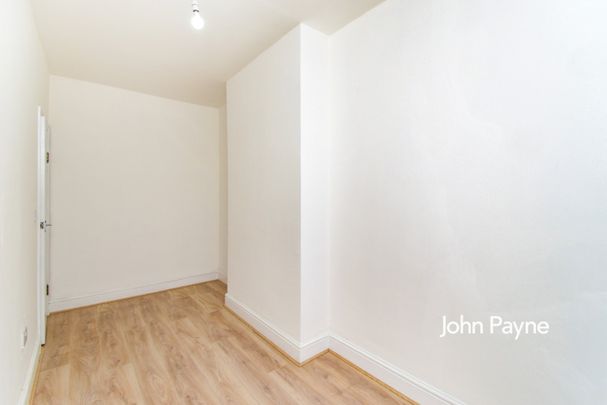 Flat to rent - Aldeburgh Street, London, SE10 - Photo 1