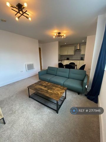2 bedroom flat to rent - Photo 5
