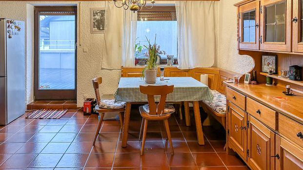 Kachelofenwohnung mit großem Balkon - Foto 1