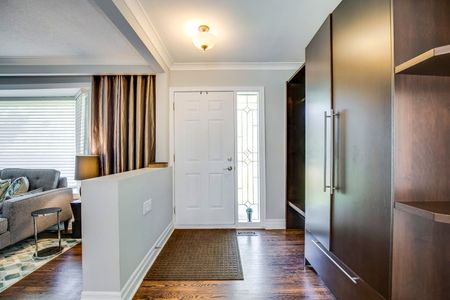 For Lease - 256 Eastcourt Road, Oakville, Ontario - Photo 5