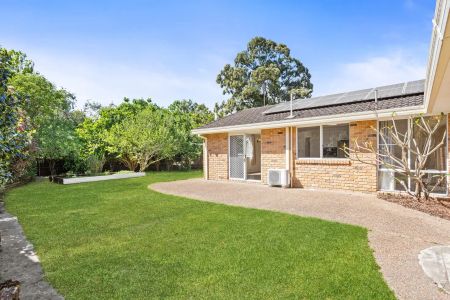 “Spacious Family Home in a Peaceful Narara Location” - Photo 4
