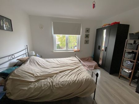 Ruime rijwoning met vier slaapkamers - Foto 3
