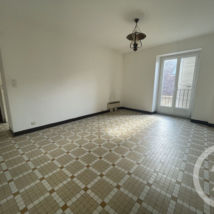 Location Appartement 3 pièces 55m² CHATEAU LANDON 77570 - Photo 1