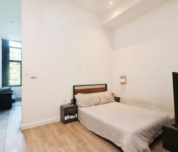 Studio to rent - Photo 4