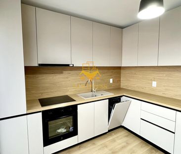 Închiriază Apartament 2 camere Între Lacuri - Fotografie 2