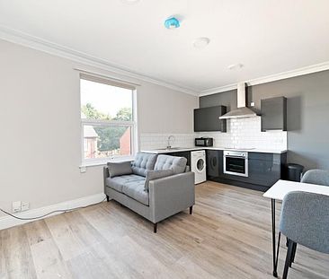 Student Apartment 2 bedroom, Ecclesall Road, Sheffield - Photo 4