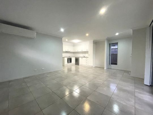 Modern And Unique Layout With Dual Access - Photo 1