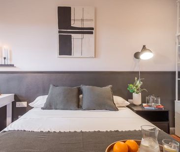 Carrer de lEscorial, Barcelona, Catalonia 08024 - Photo 3