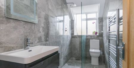 Park Villas, Roundhay, Leeds, LS8 1DL - Photo 4