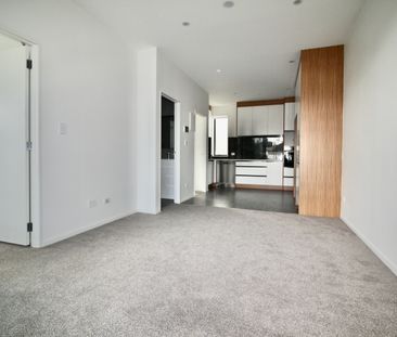 301/2A Truro Road, Sandringham - Photo 2